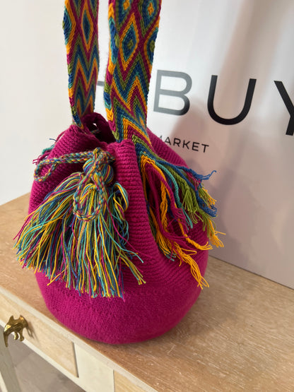 OTRAS. Bolso rosa asa colores