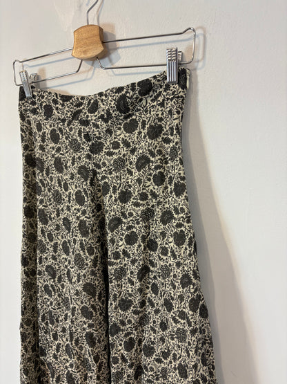 MASSCOB. Falda larga estampada