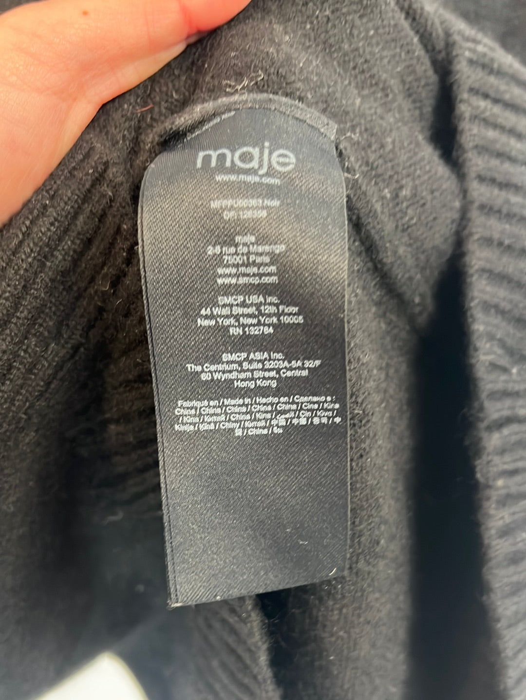 MAJE. Jersey negro cashmere botones. T 1(S)