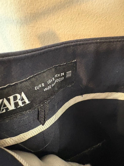 ZARA. Conjunto chaleco y pantalón pinzas azul