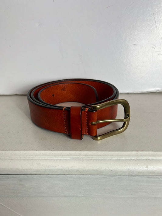 HARTFORD. Brown leather belt. Size 80