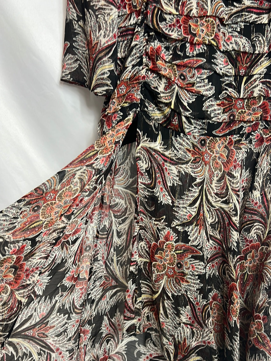 MANGO. Vestido midi estampado hilos drados. T M