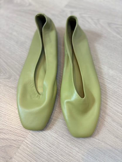 PARFOIS. Bailarinas planas verde pistacho. T 39