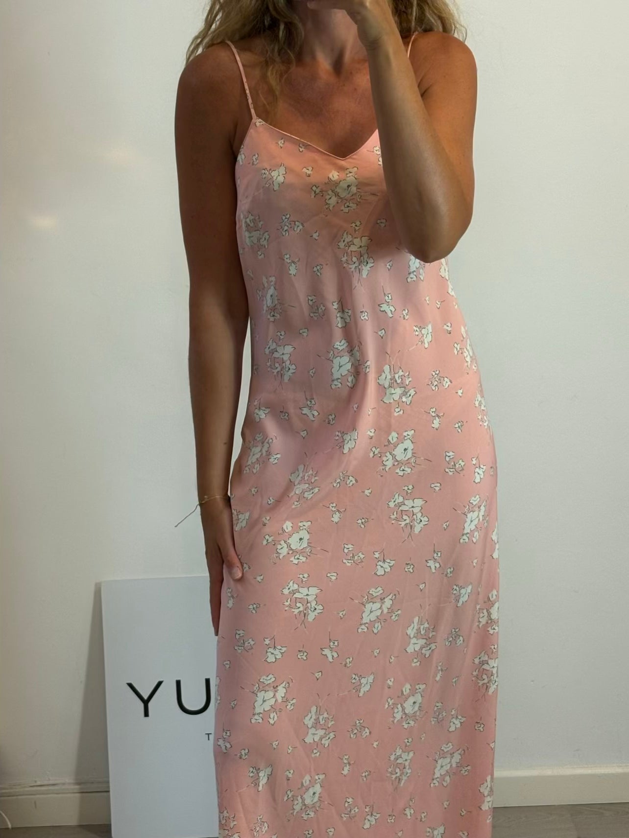Vestido largo rosa estamapdo