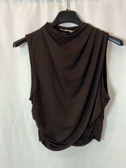 OYSHO. Top elástico marrón cruzado. T M