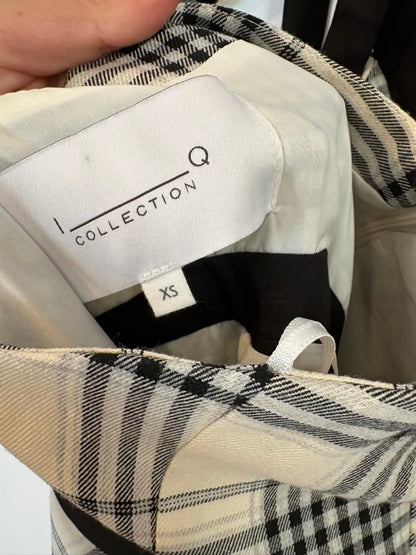 IQ COLLECTION, Vestido asimétrico cuadros