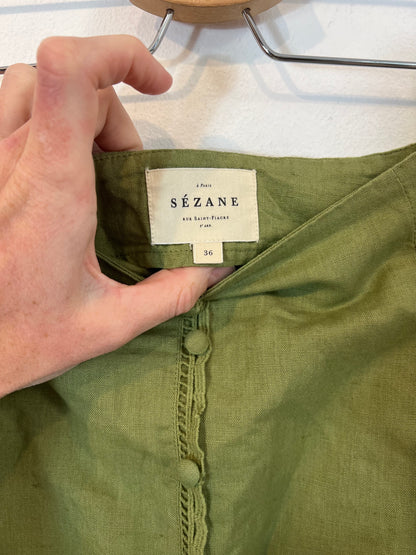 SÉZANE. Falda verde troquelada. T 36