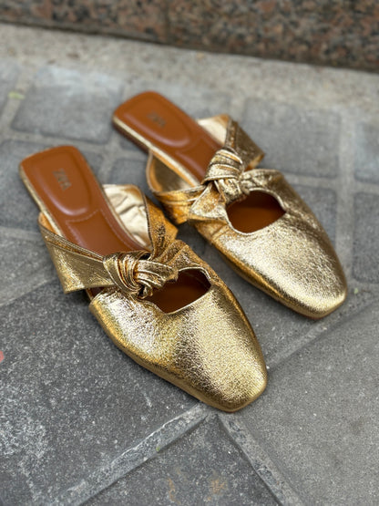 ZARA. mules dorados nudo  T.38
