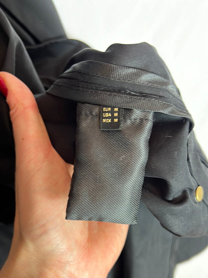 MASSIMO DUTTI. Capa/gabardina negra T.m