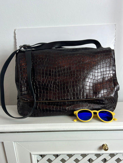 SALVADOR BACHILLER. Bolso piel troquelada mediano