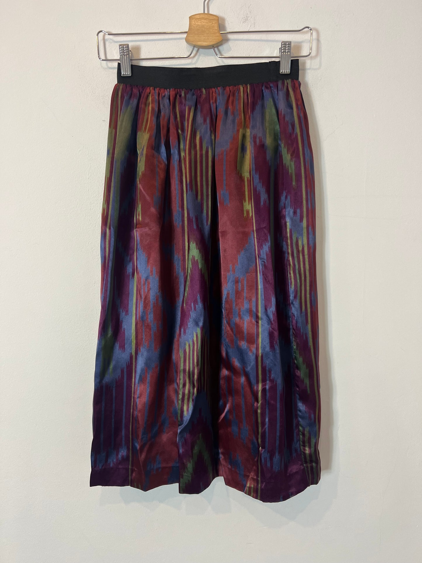 OTRAS. Falda midi estampada Tu(s/m)