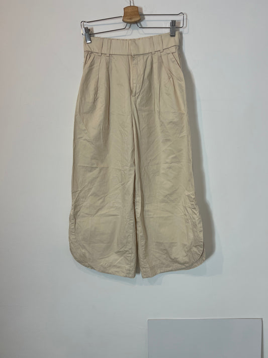 ZARA. Beige skirt-effect trousers. TS