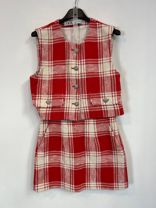 ZARA. Total look cuadros T.s