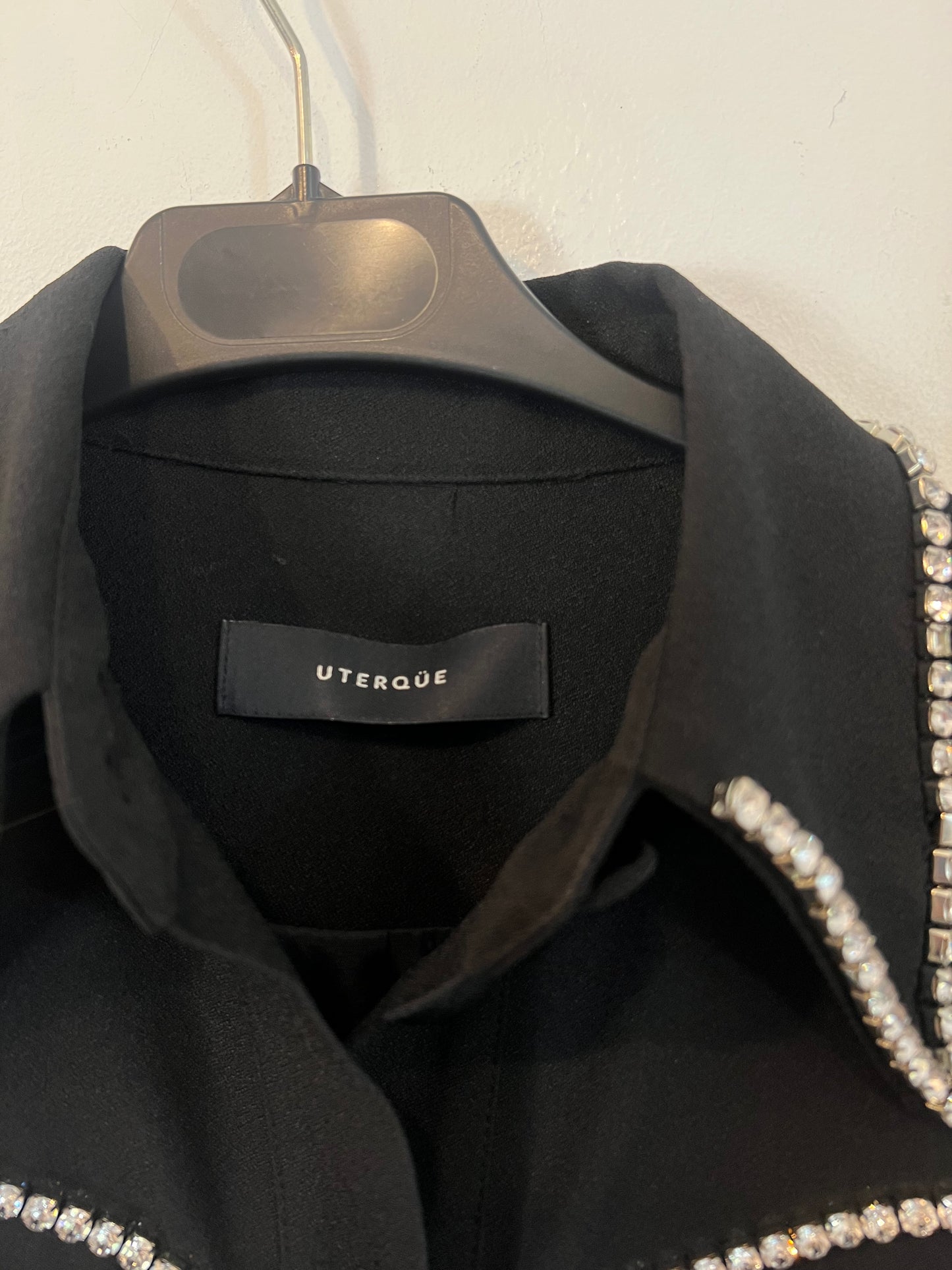 UTERQÜE. Vestido negro abalorios T.xs