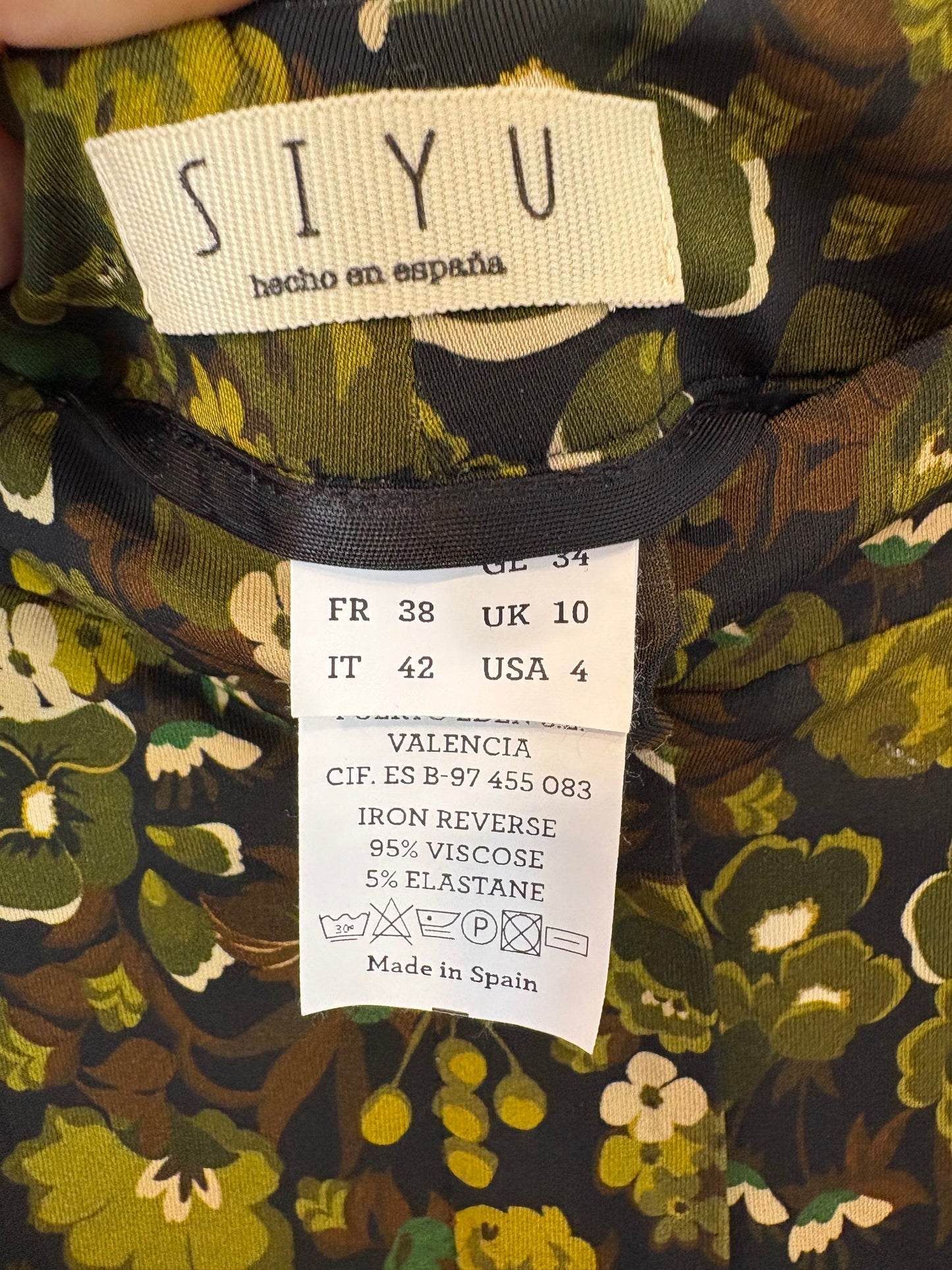 SIYU. Conjunto punto elástico estampado