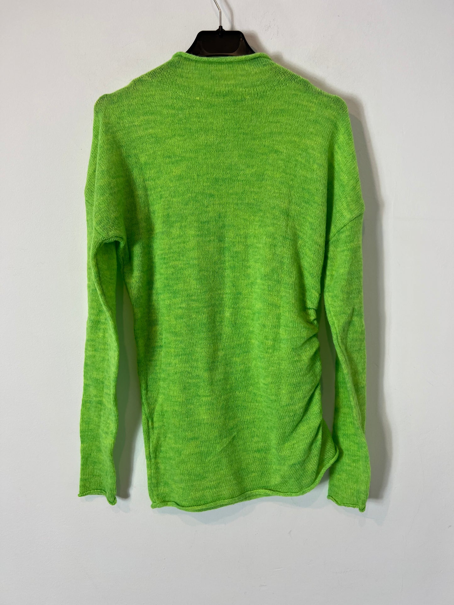 OTRAS. Jersey verde flúor detalle fruncido. T S