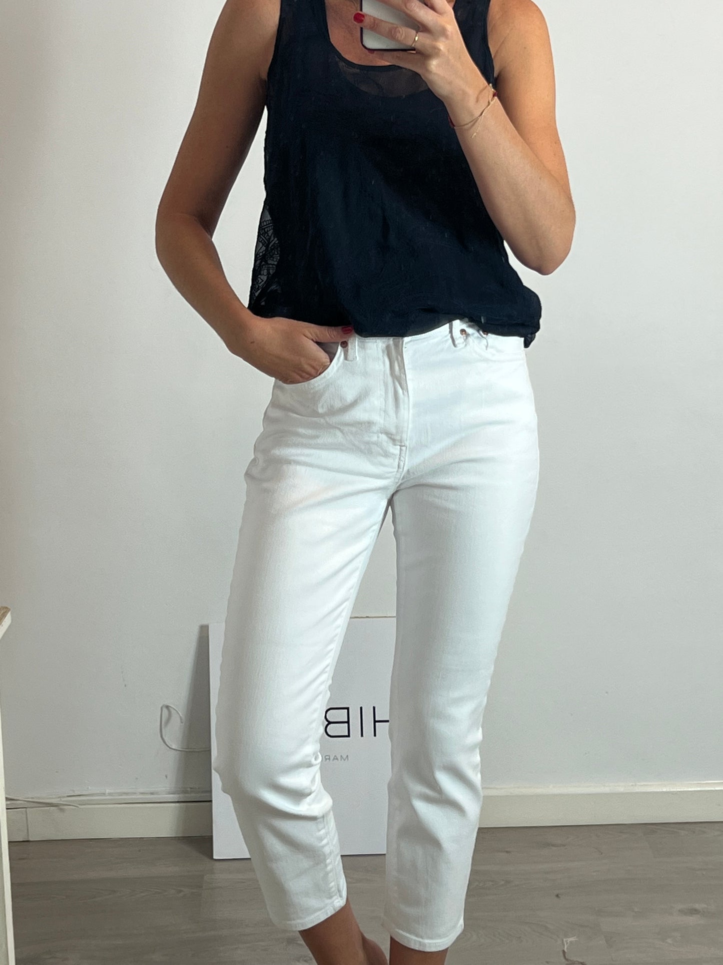 MANGO. White straight-leg denim. Size 38