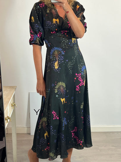 VILAGALLO. Vestido largo fluido estampado . T 40