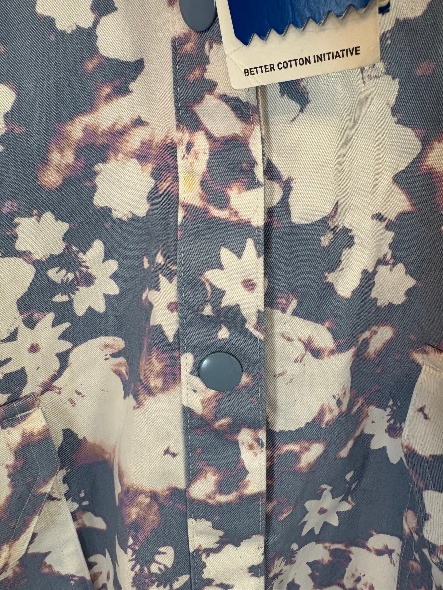 ADIDAS. Chaqueta ligera estampada. T L