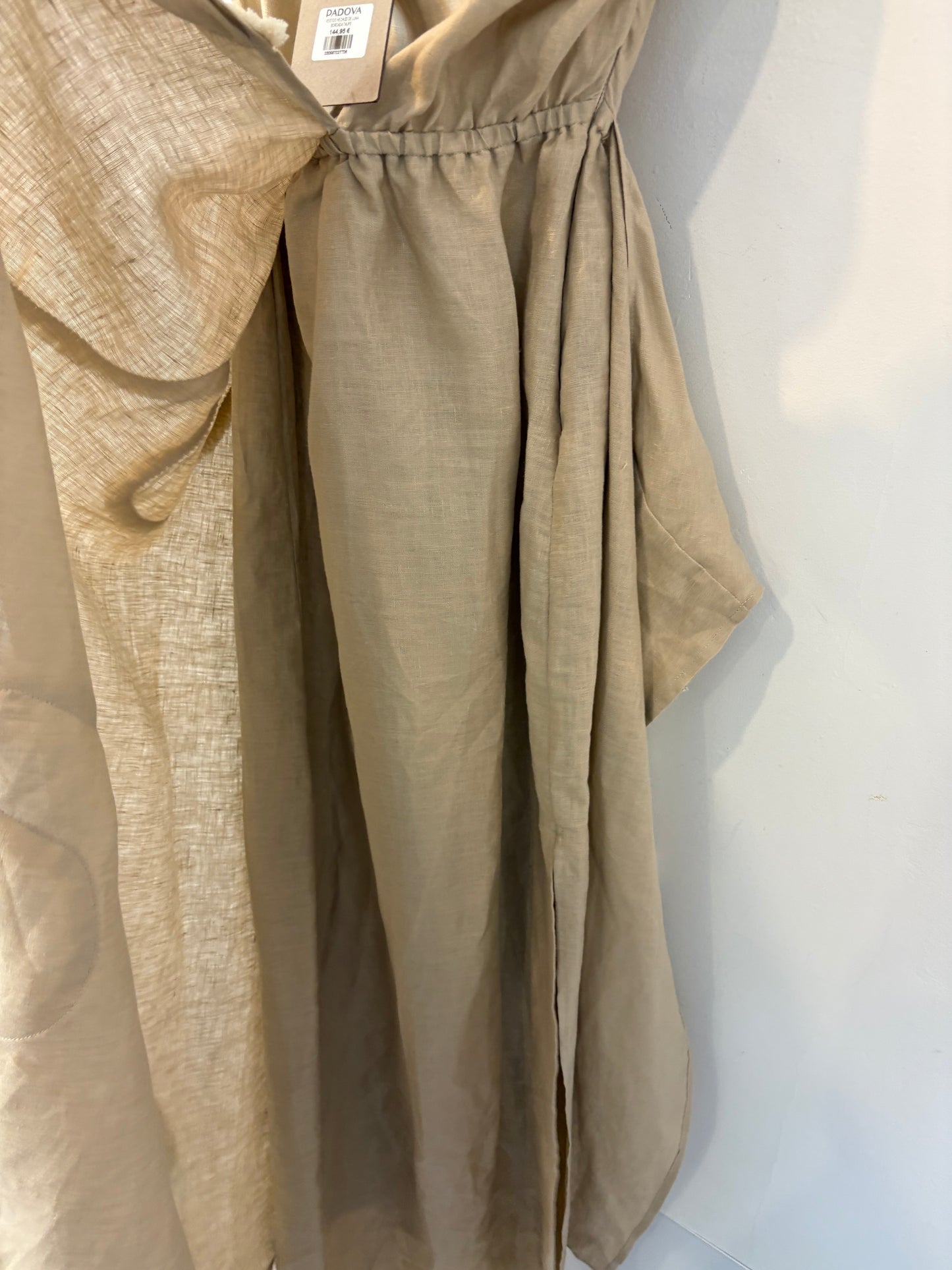 PADOVA. Vestido largo de lino detalles flecos