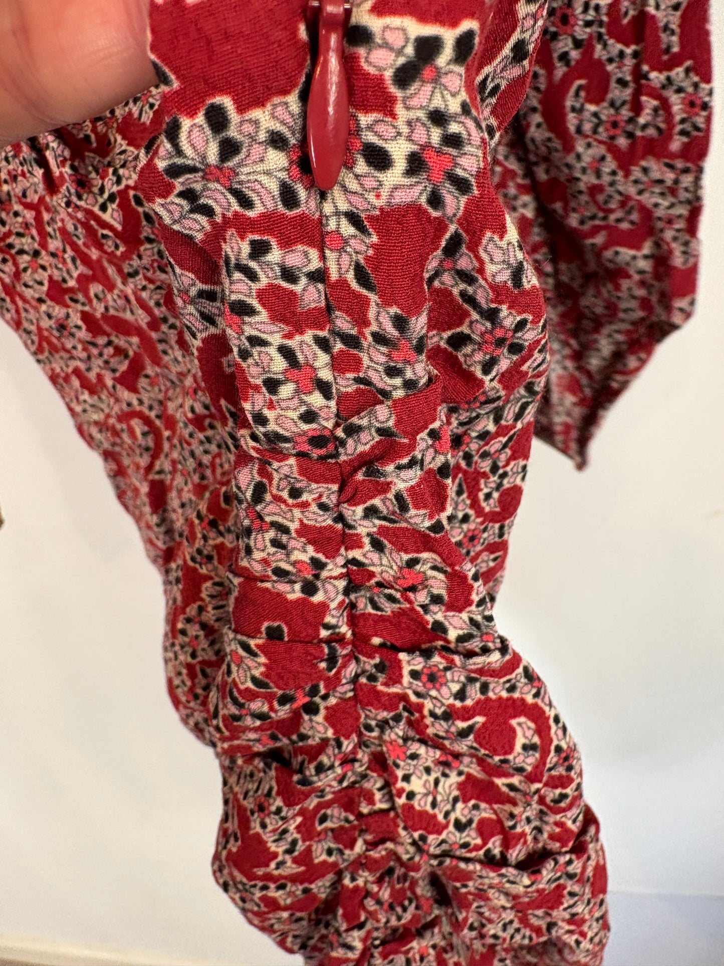 BA&SH. Vestido estampado fruncidos