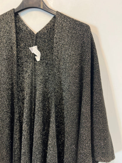 MARKS&SPENCER. Poncho punto hilos