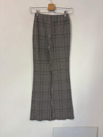 ZARA. Total look punto elástico cuadros