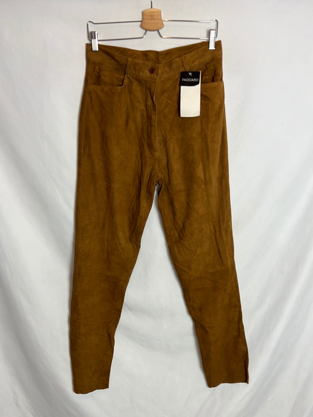 FACCIARO. Pantalones camel piel . T 44 (38)