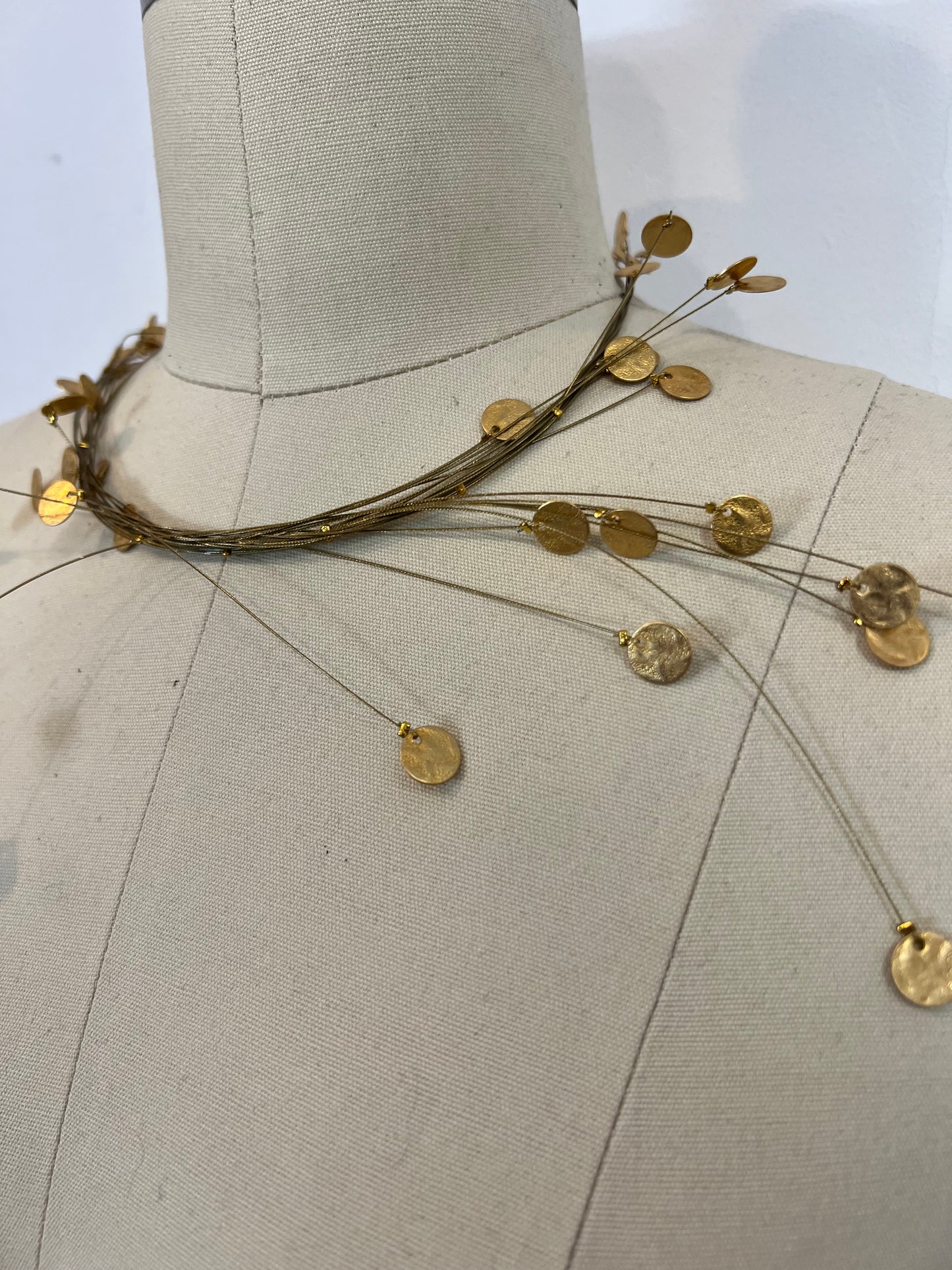 PC BIJOUX. Colgante monedas