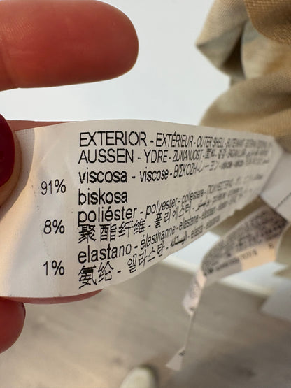 ZARA. Vestido midi beige palabra de honor