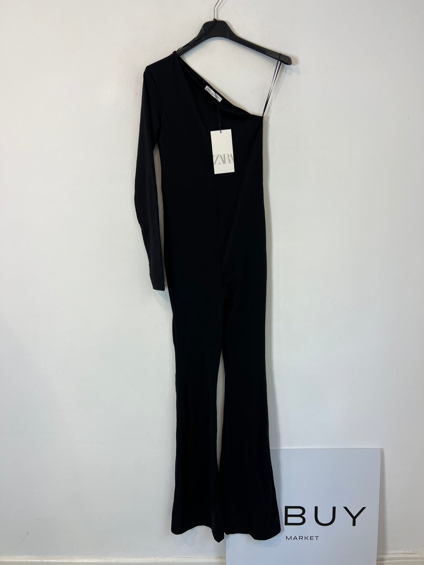 ZARA. Mono elástico negro asimétrico. T S