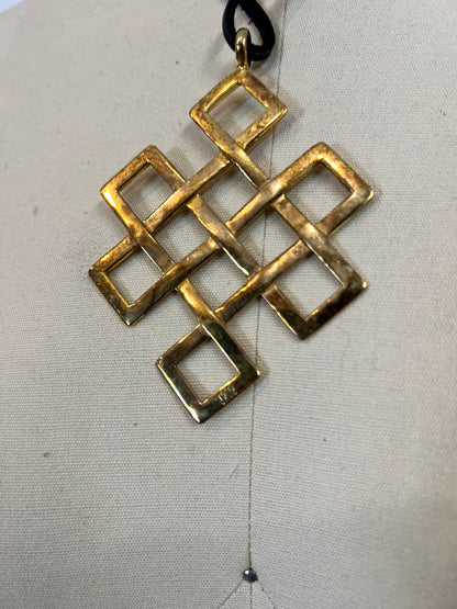 TAY. Colgante pieza cuadros