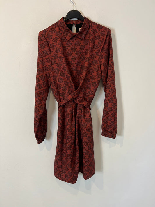 DOLORES PROMESAS. Vestido estampado burdeos T.36