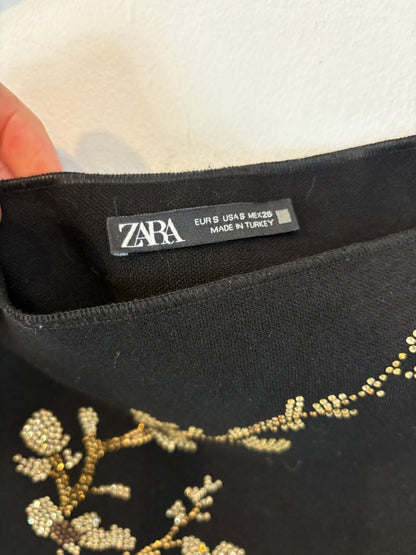 ZARA. Body negro abalorios