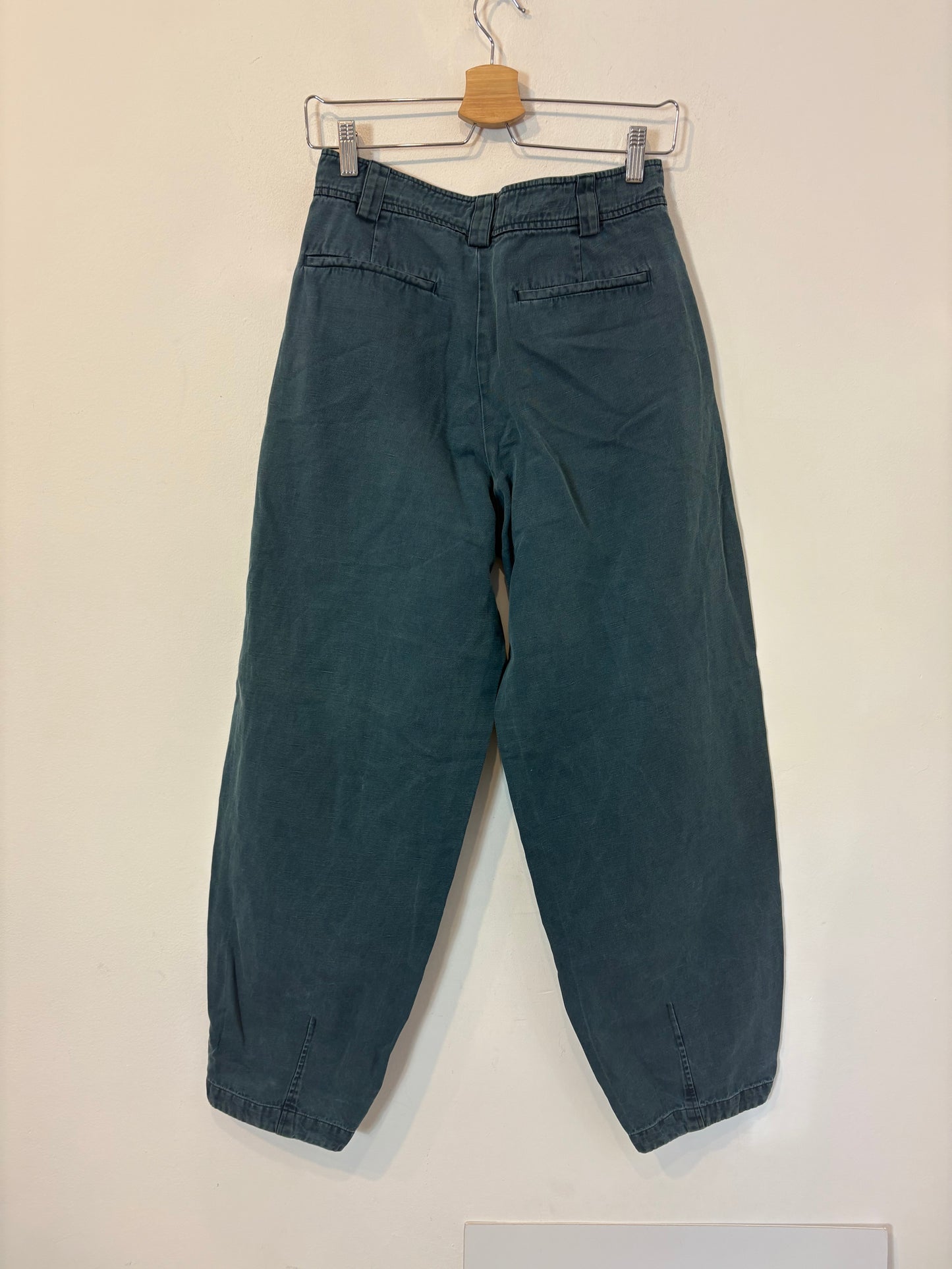 SOEUR. Pantalón pinzas azul