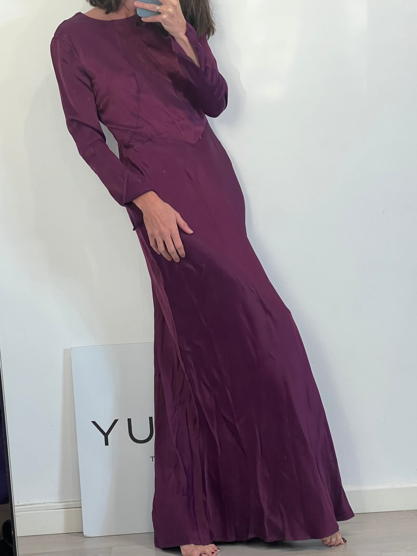 MANGO. Vestido largo satinado. T S