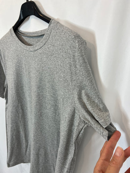 OTHERS. Basic heathered grey T-shirt. TM