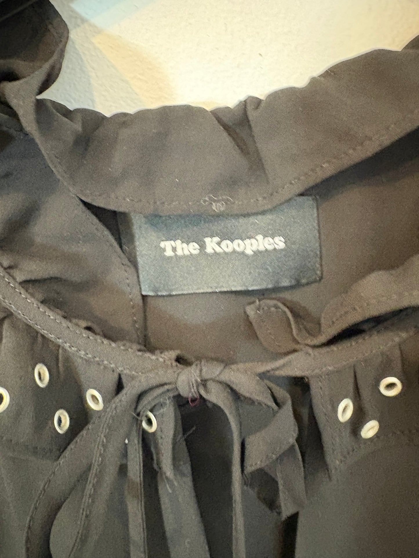 AMEÉ. Sleeveless fringed sweater S.(s)