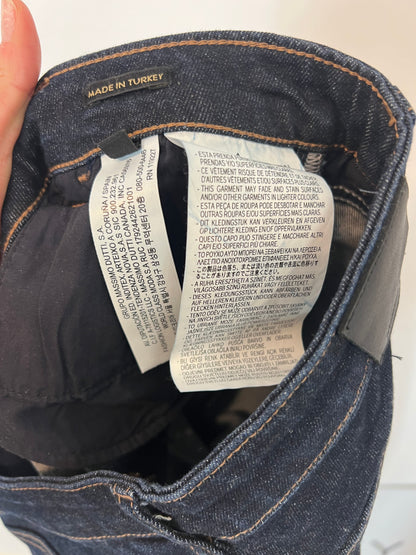 MASSIMO DUTTI. Denim recto azul oscuro. T 36