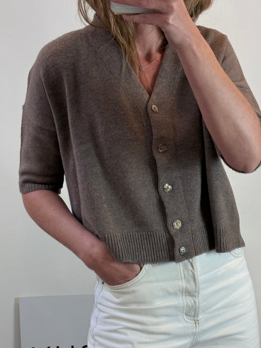 OTRAS. Top lana y cashmere abotonado