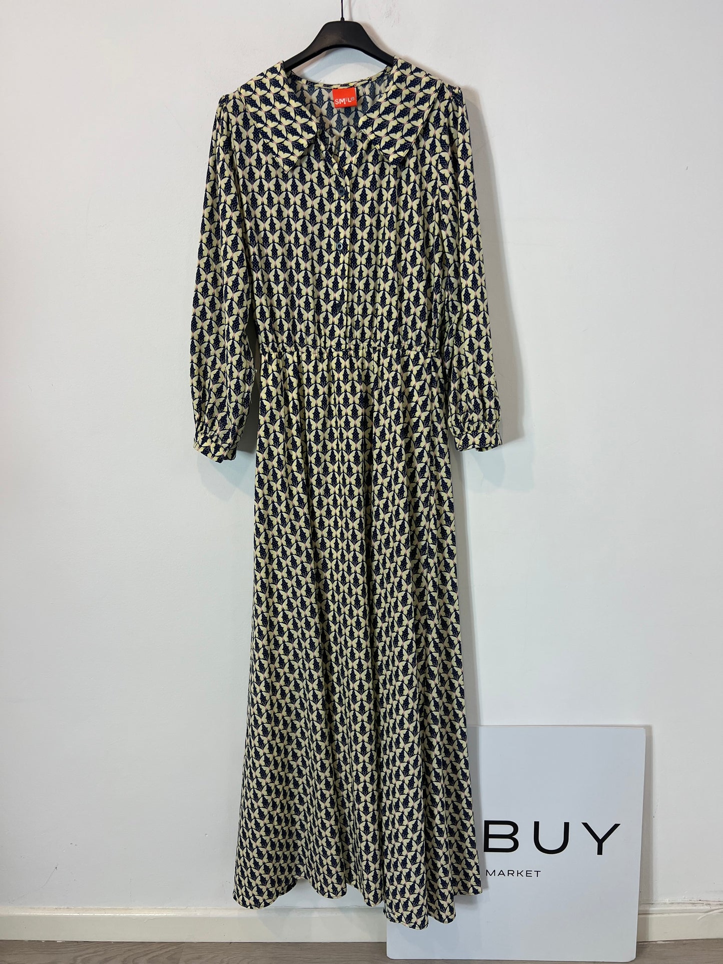 SMILE. Vestido largo mariposas