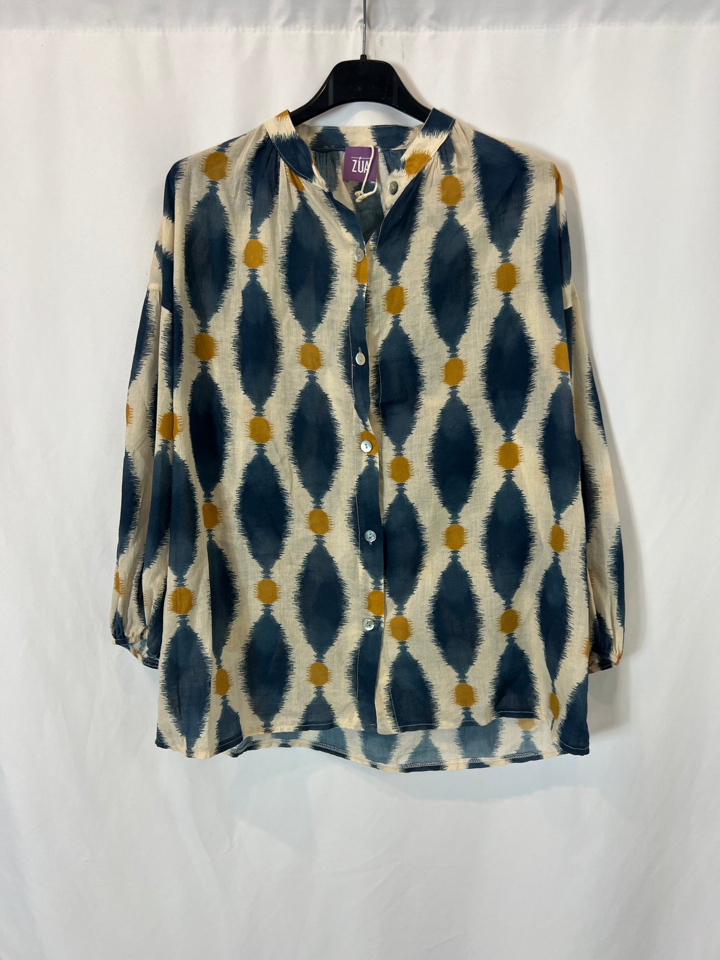 ZUA. Printed blouse with a mandarin collar. YOU (M)
