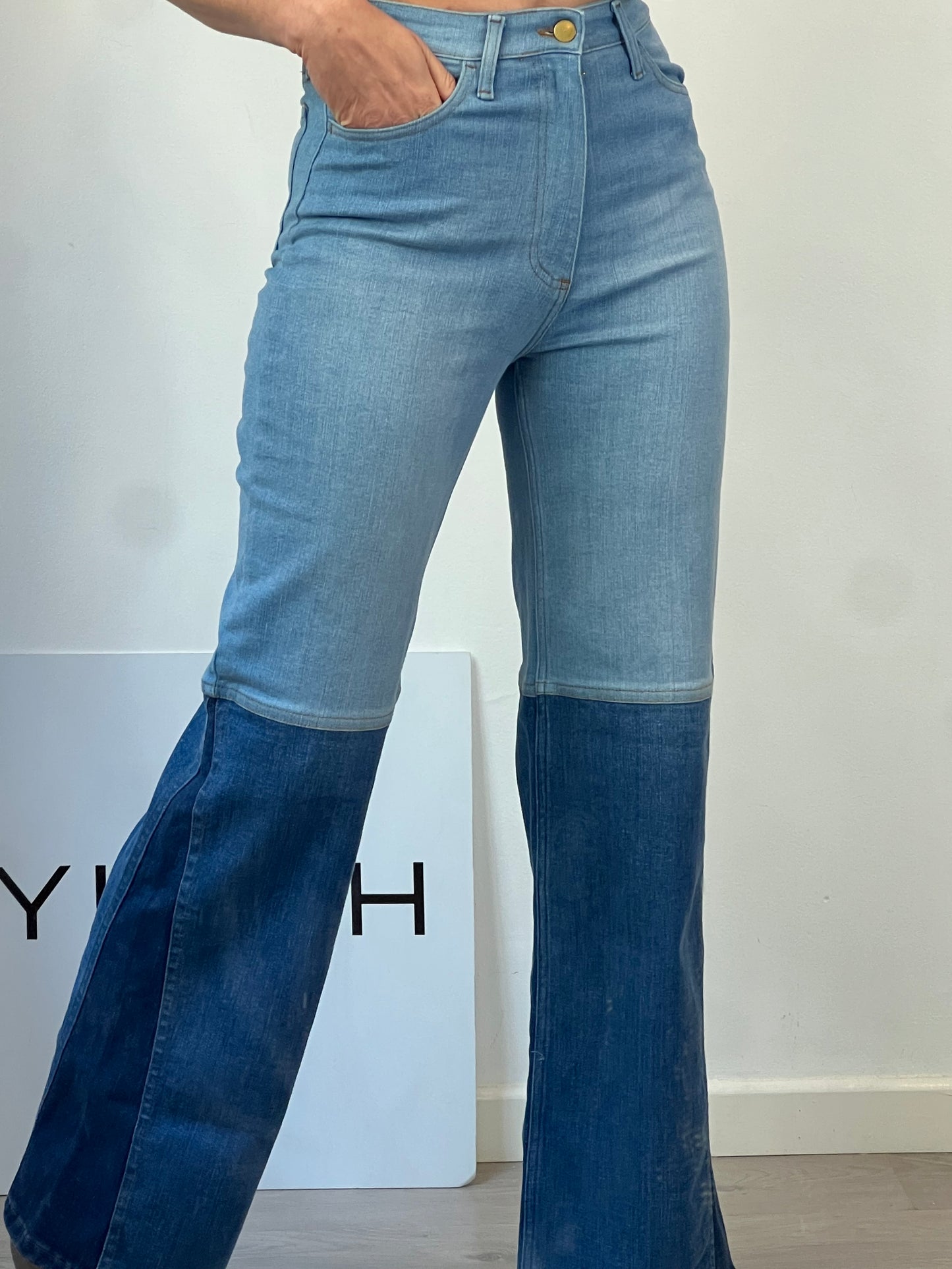JULISE MAGON. Pantalón denim bicolor T.M