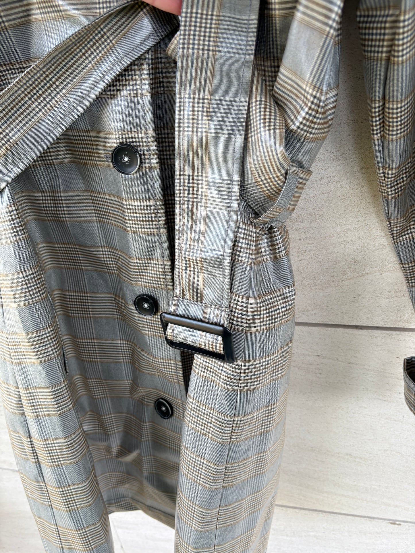 TAIFUN. Gabardina cuadros