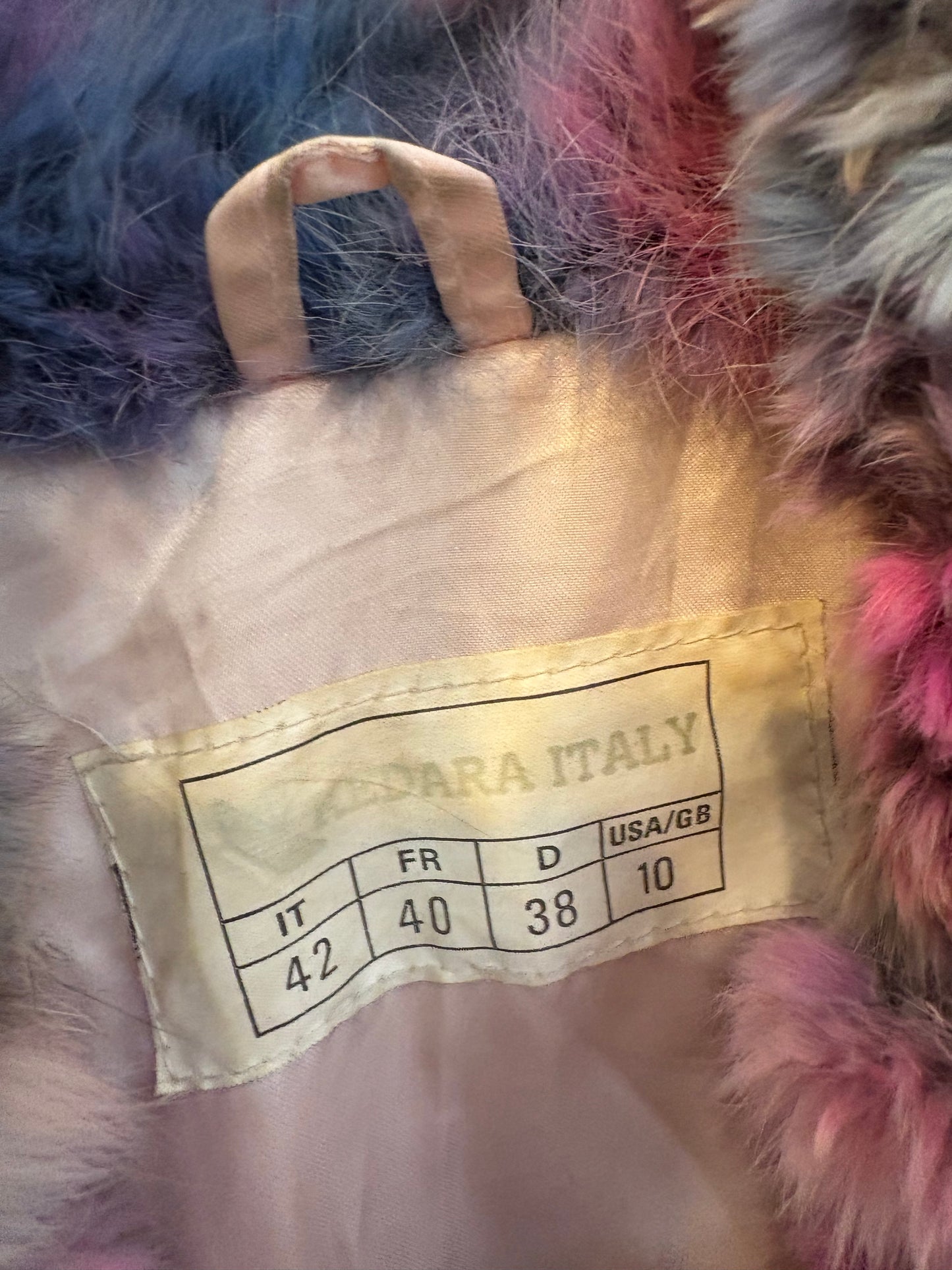 OTRAS. Abrigo pelo natural colores