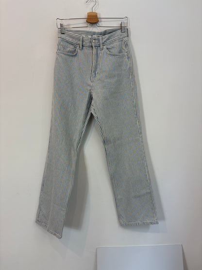 MANGO. Straight-cut striped denim. Size 36