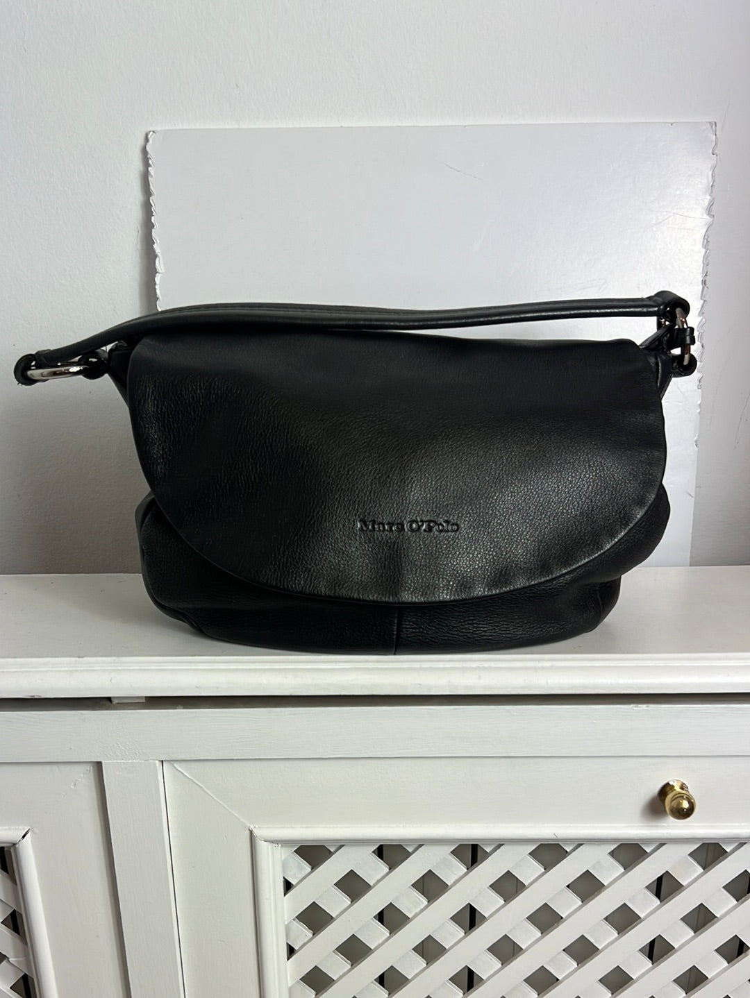 MARC O´POLO. Blue leather bag with short handles