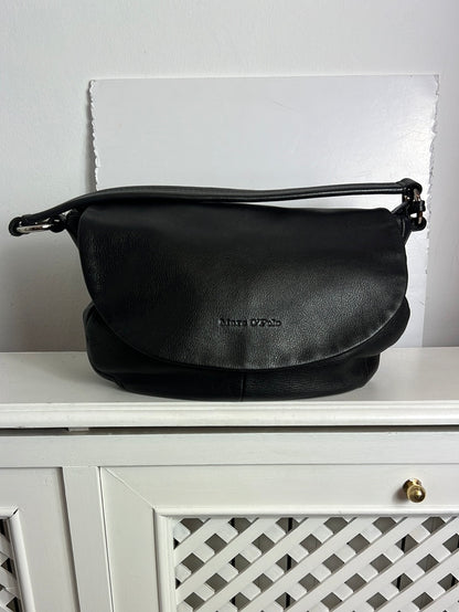 MARC O´POLO. Blue leather bag with short handles