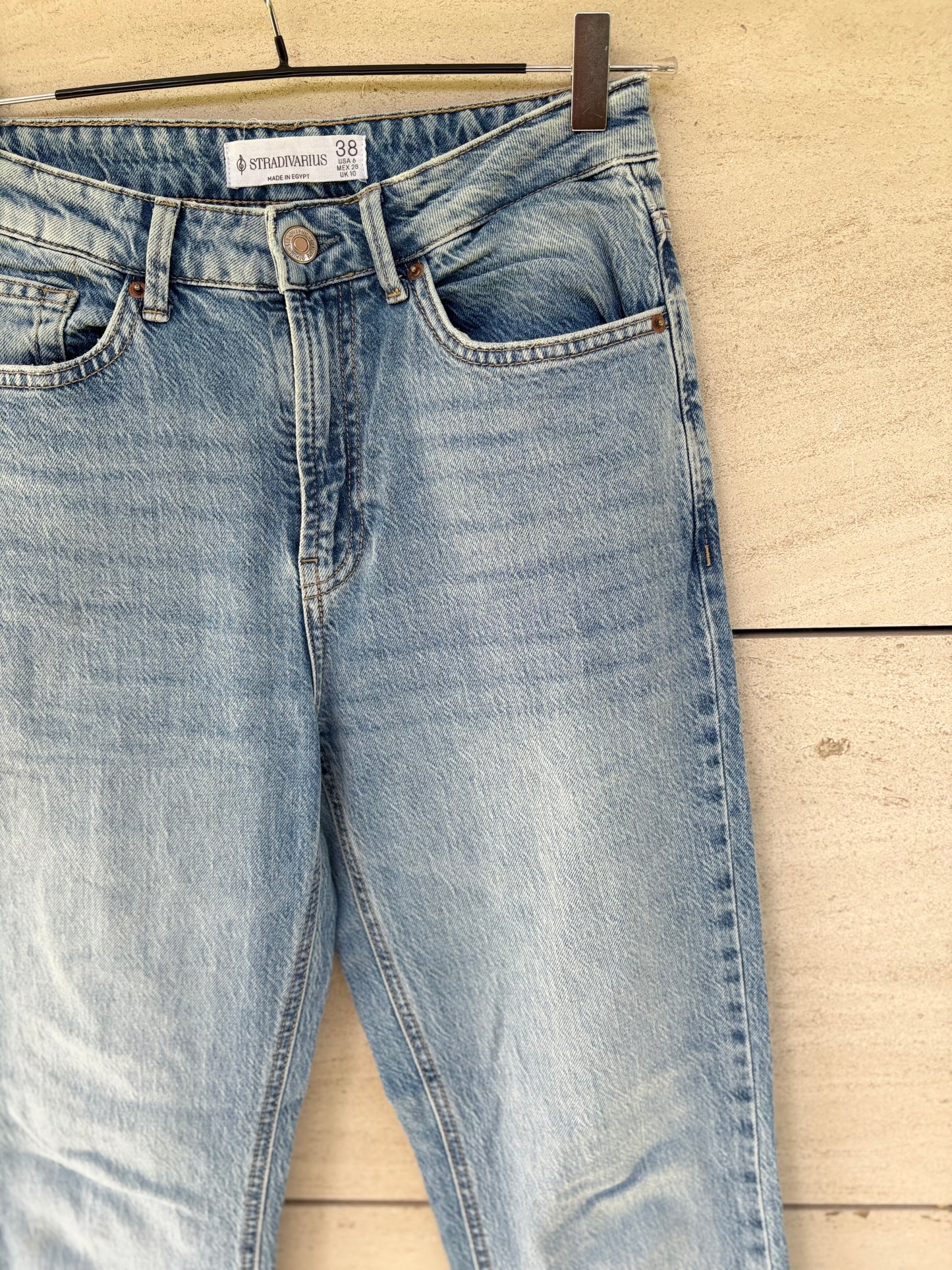 STRADIVAROUS. Denim azul claro recto