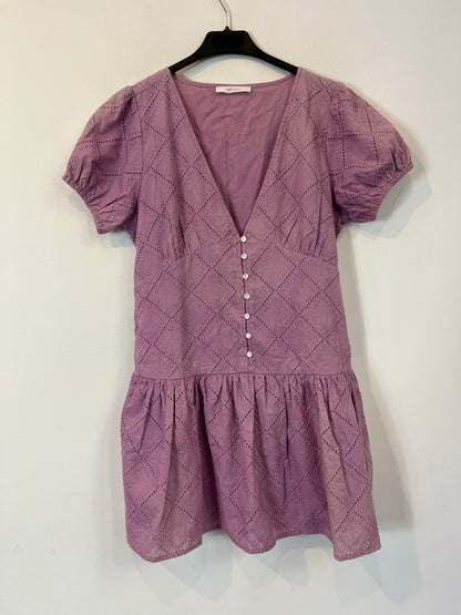 HIGH SPIRIT. Mauve die-cut dress Yours